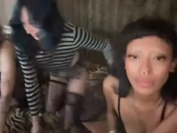Chaturbate Live Porn of ninaxxglacier