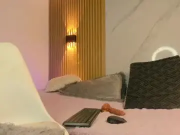 Chaturbate Live Sex of valentinaliux_