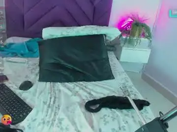 Chaturbate Live Sex Cam of haileystonei