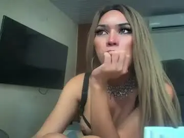 Chaturbate Live Sex Cam of morena_eirenx