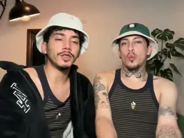 Chaturbate Sex Cam of noah_and_steven