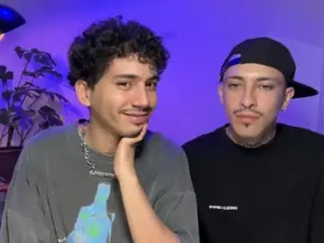 Chaturbate Sex Chat of noah_and_steven