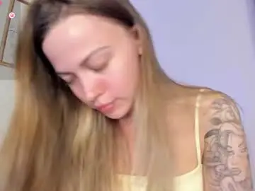 Chaturbate Live Sex Cam of damn_cutie