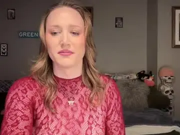 Chaturbate Adult Video Chat of greenxxxqueen