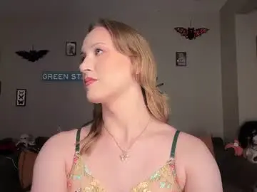 Chaturbate Best live sex cam show of greenxxxqueen