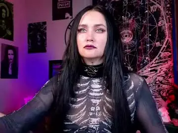 Chaturbate Live Sex Cam of emmybrightj_