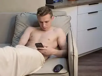 Chaturbate Best live sex cam show of holiday_boys