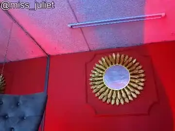 Chaturbate Sex Chat of julieta_russell