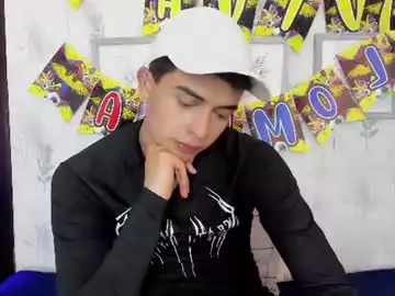 Chaturbate Live Sex of willy_diamond