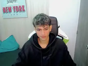 Chaturbate Adult Video Chat of cody_juniorr_