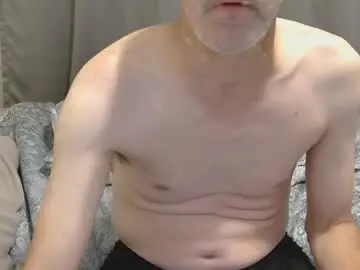 Chaturbate Live Sex Cam of justasexyguyforu