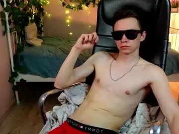 Chaturbate Free Porn Cam of meverik_oushen