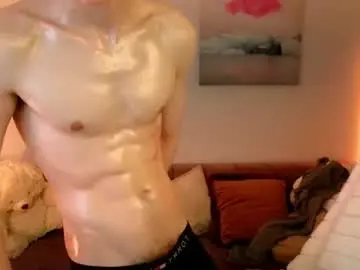 Chaturbate Free Live Porn of meverik_oushen