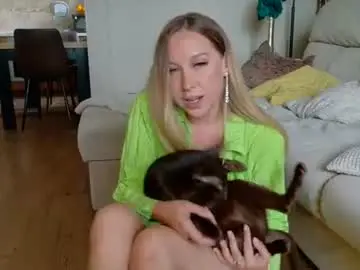 Chaturbate Live Sex of _mari_