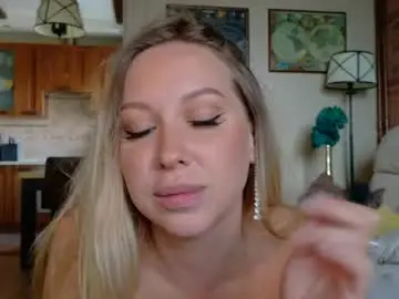 Chaturbate Live Porn of _mari_
