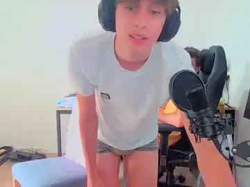 Chaturbate Watch Live Sex Cams of delanoboydg