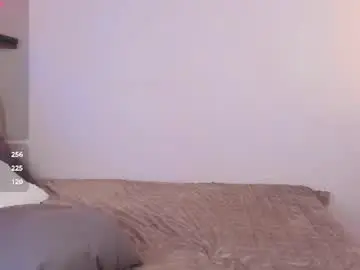 Chaturbate Live Sex Cam of lexiele3