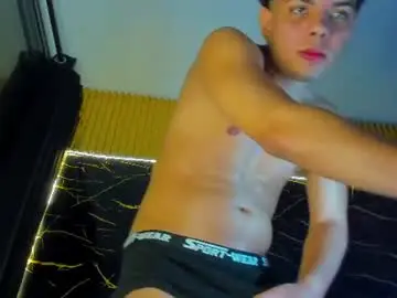 Chaturbate Adult Webcams of alessandro__777