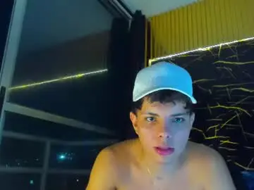 Chaturbate Live Sex Cam of alessandro__777