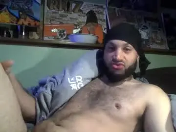 Chaturbate Nude Webcam of bigwalkdog12