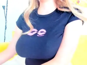 Chaturbate Sex Cam of hot_babes_live