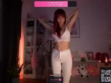 Chaturbate Live Sex Cam of oooops__