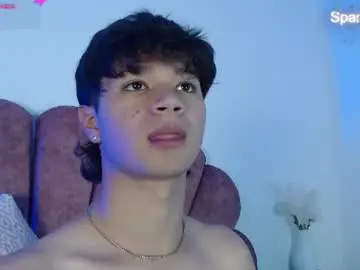 Chaturbate Nude Webcam of spark_riverss