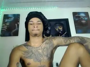 Chaturbate Live Porn of tatoo_noah
