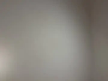 Chaturbate Live Sex Cam of cuteelsa_