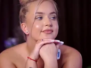 Chaturbate Sex Chat of elyssawetxx