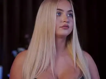 Chaturbate Free Live Porn of elyssawetxx