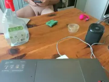 Chaturbate Live Sex of hombresalvatge