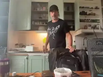 Chaturbate Free Porn Cam of hombresalvatge
