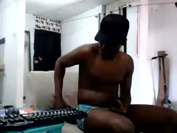 Chaturbate Live Sex Cam of loveforever_69