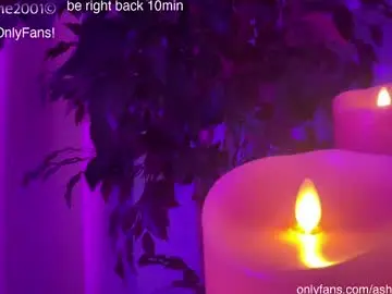 Chaturbate Live Sex Cam of ashleykane2001