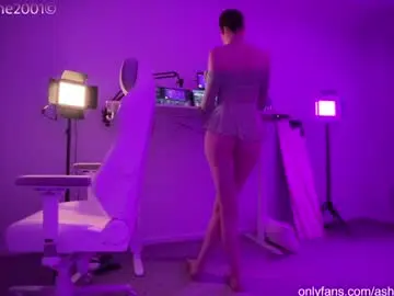 Chaturbate Adult Webcams of ashleykane2001
