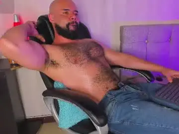 Chaturbate Live Porn of luke_diaz7