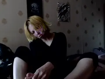 Chaturbate Live Sex Cam of raziel_haze