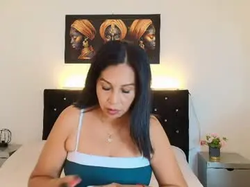 Chaturbate Live Sex Cam of shanon_mature_