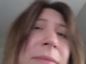 Chaturbate Live Sex Cam of alexa_dream