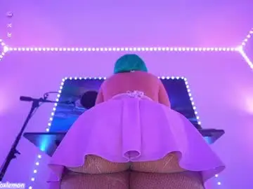 Chaturbate Watch Live Sex Cams of oxlemon