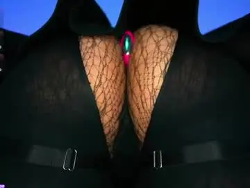 Chaturbate Watch Live Sex Cams of oxlemon