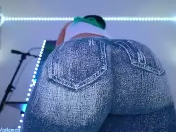 Chaturbate Live Porn of oxlemon