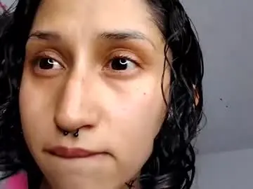 Chaturbate Free Live Porn of queenjenn__
