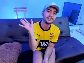 Chaturbate Live Sex of space_boys18
