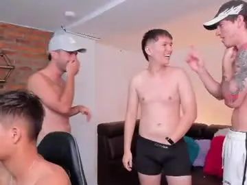 Chaturbate Live Sex Cam of space_boys18