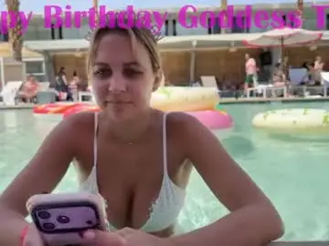 Chaturbate Adult Webcam of tiffstreatsxoxo