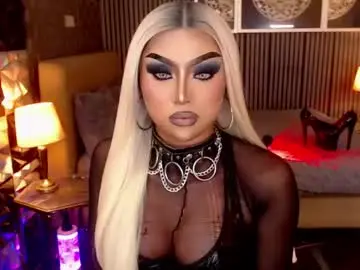 Chaturbate Live Porn of unforgettablebrianna