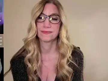 Chaturbate Live Sex Cam of wynfreya