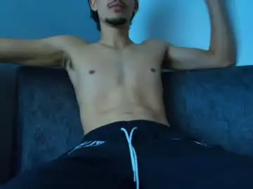 Chaturbate Best live sex cam show of justinsinner1